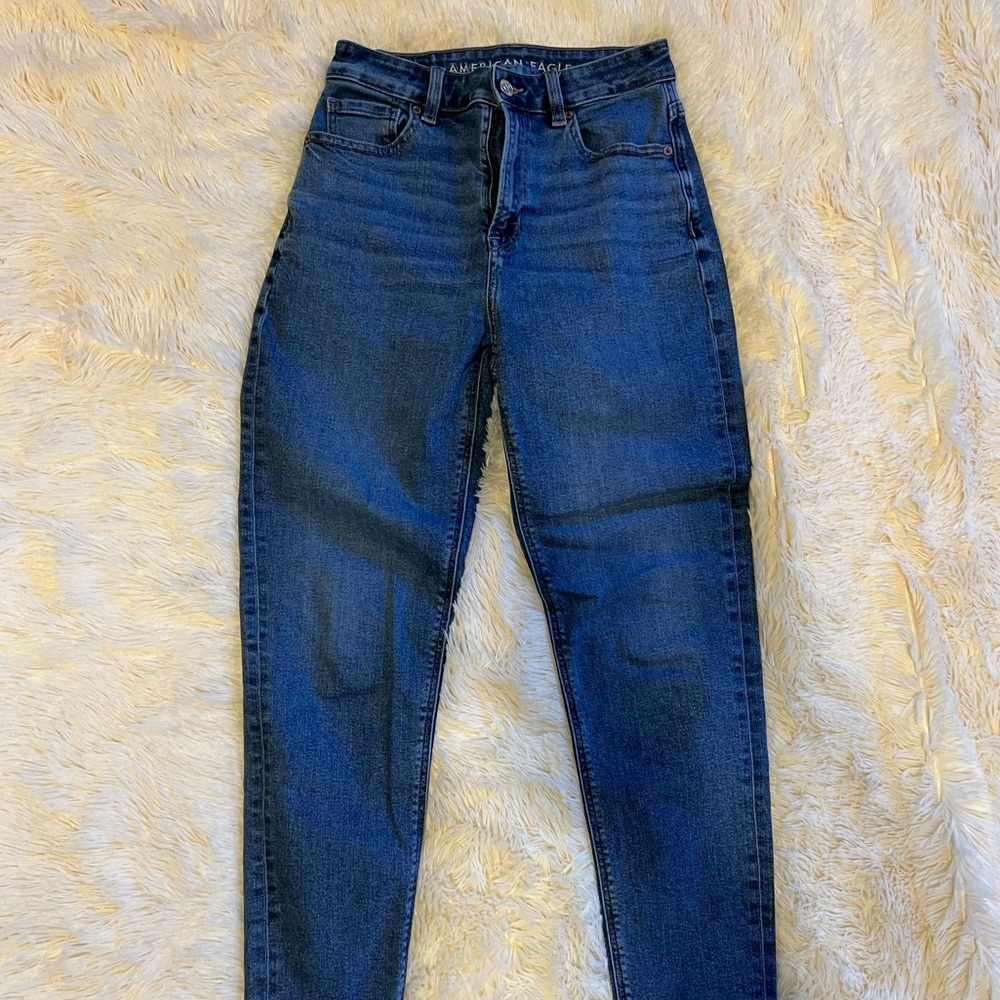 American Eagle Medium Blue Mom Jean